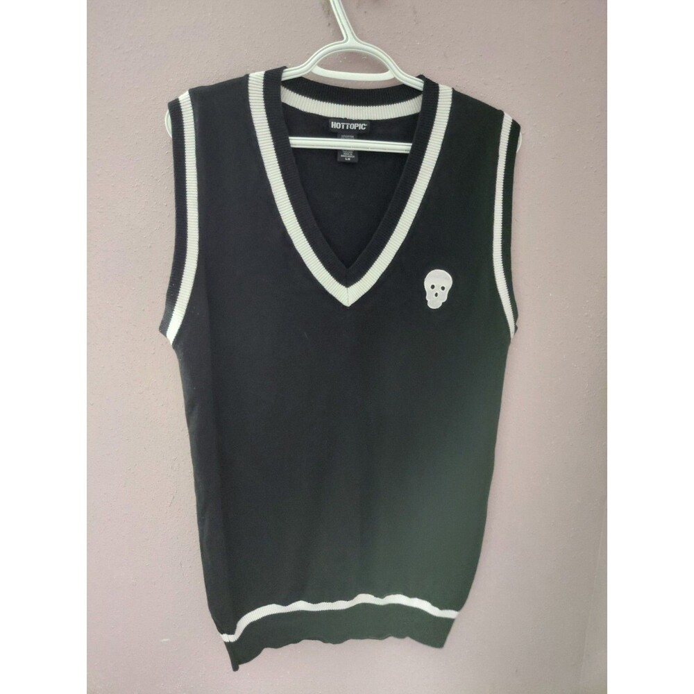 Hot Topic Skull Accent Sleeveless Knit Sweater Vest Black White Large